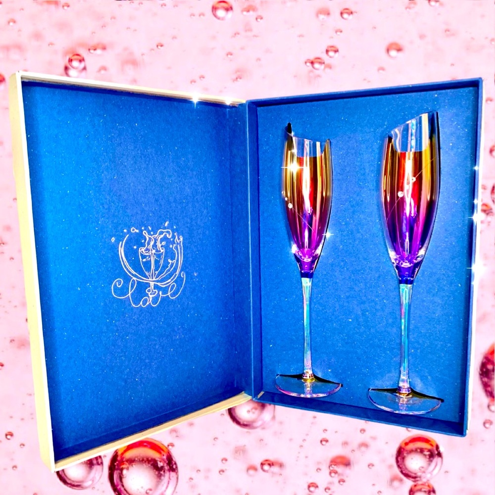 Champagne Mami™ Limited Edition Iridescent Diamond Accent Champagne Toasting Set